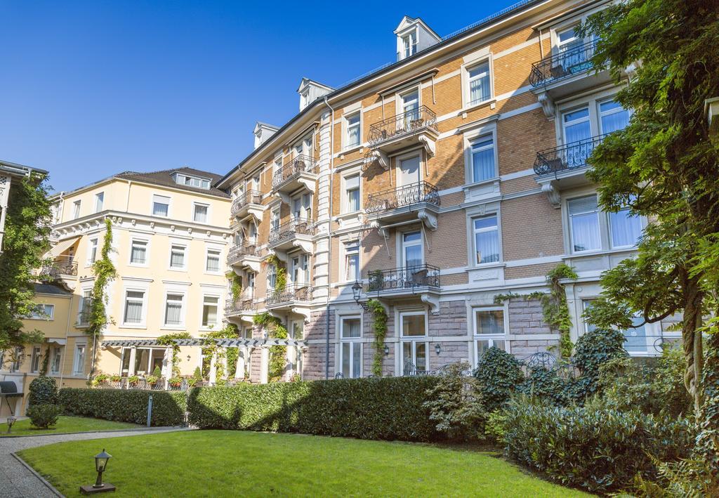 Heliopark Bad Hotel Zum Hirsch Baden-Baden Exterior photo
