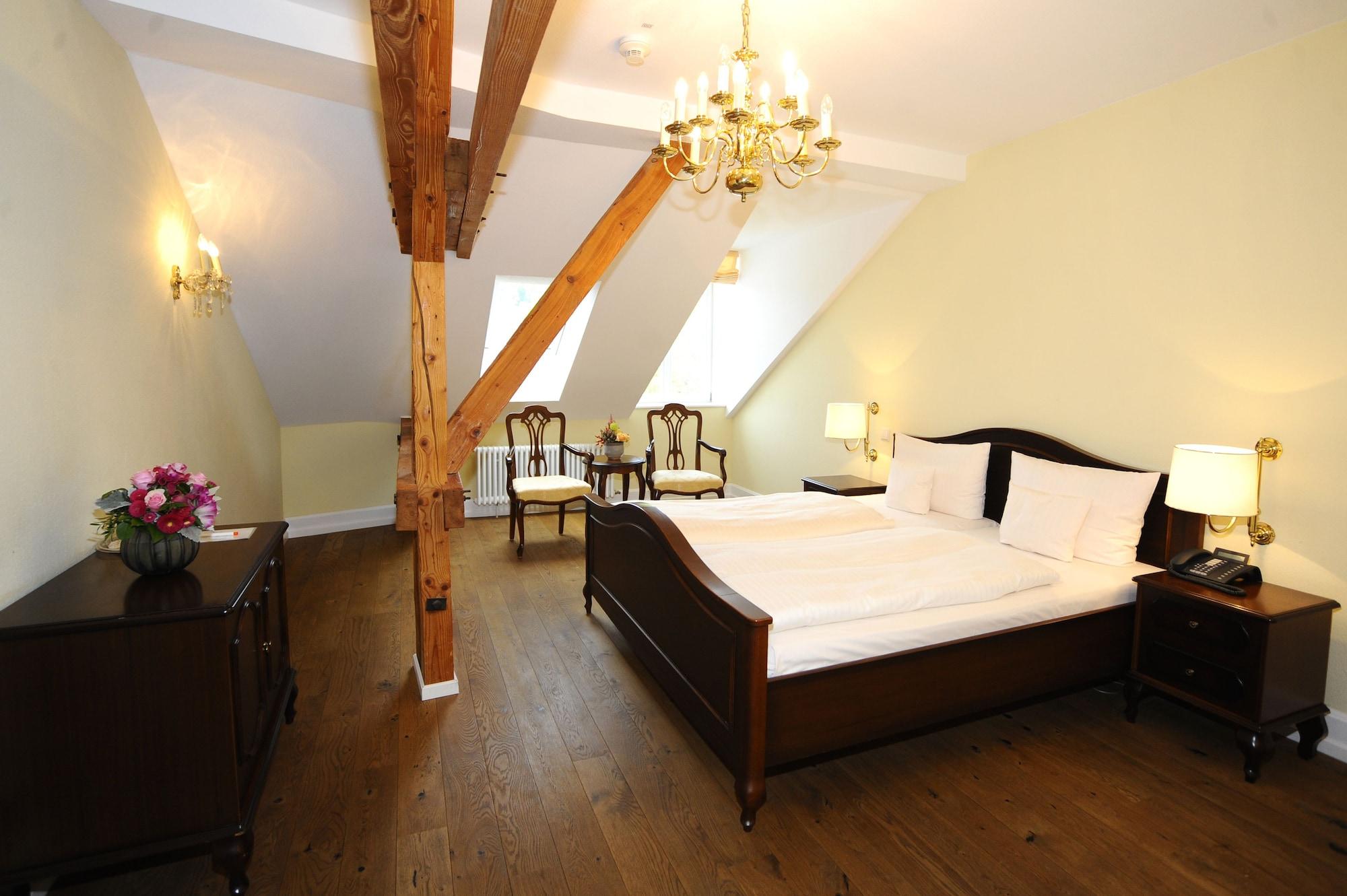 Heliopark Bad Hotel Zum Hirsch Baden-Baden Exterior photo